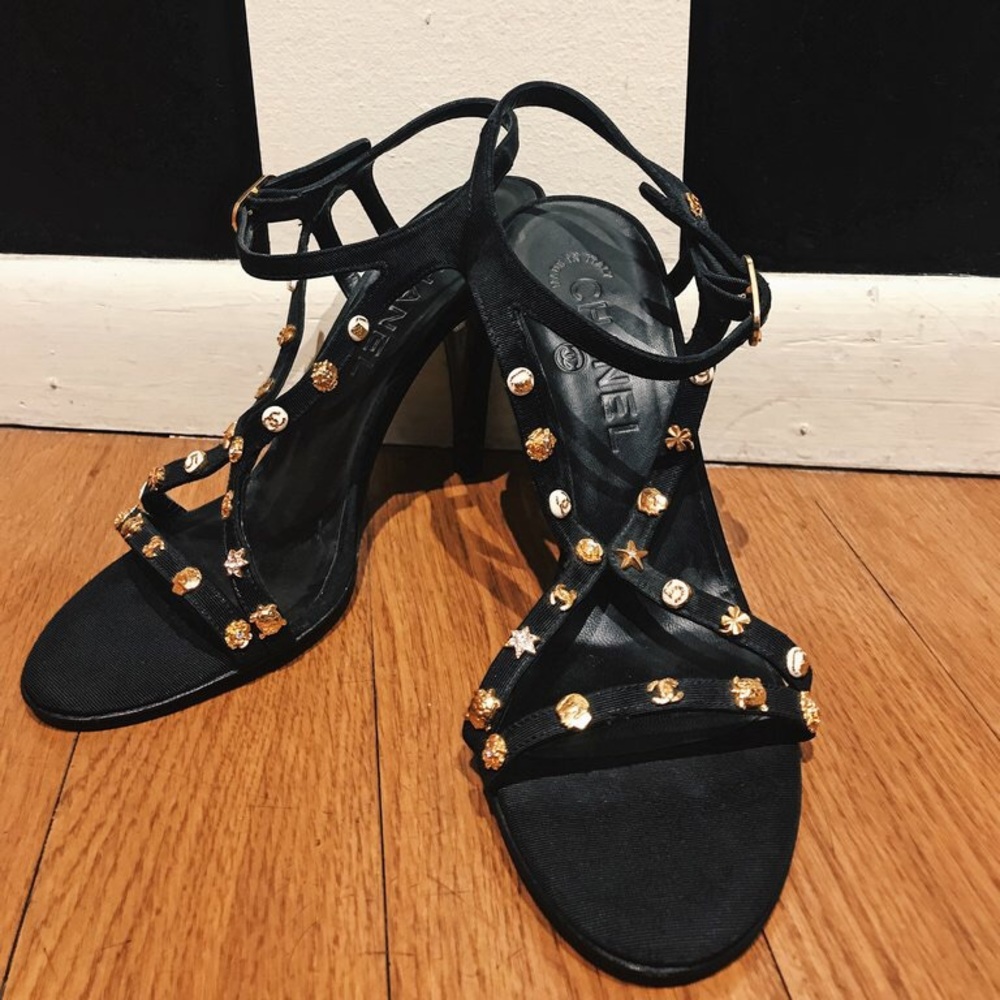 Chanel Detailed Charm Strappy Heels